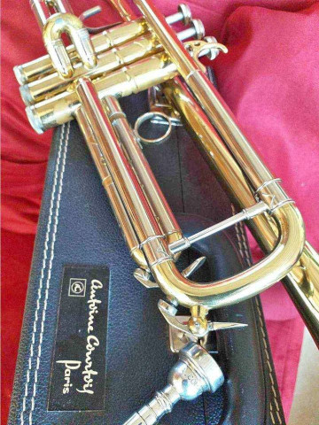 A vendre trompette A Courtois 